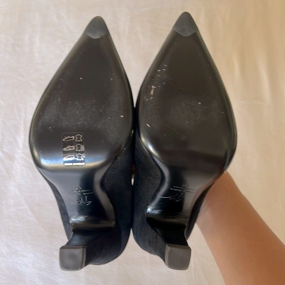 Giuseppe Zanotti black suede pumps, size 37. Lightly worn. - Picture 2 of 7